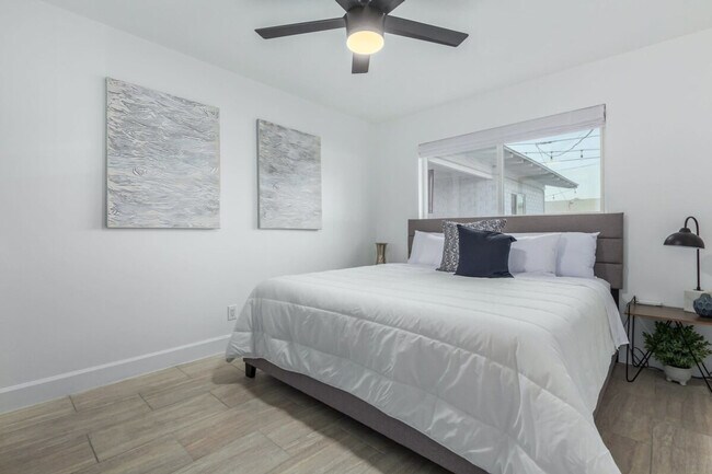 7302 E Coronado Rd Unit SI ID1558678P
