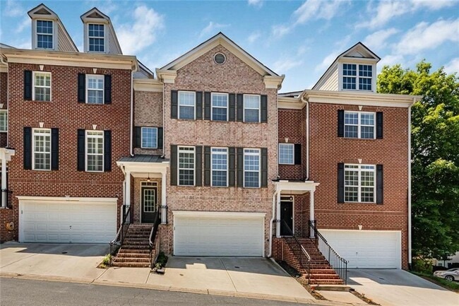 Photo - 132 Wetherbrooke Ln