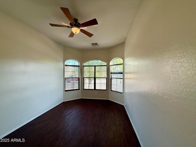 Photo - 4601 W Moss Springs Rd