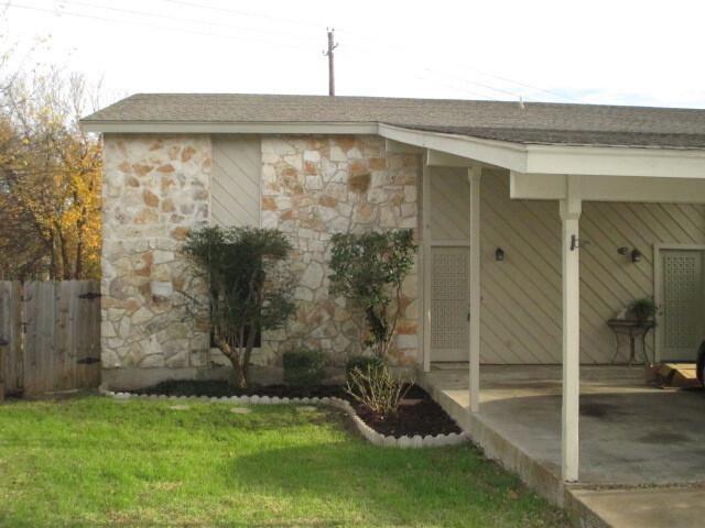 Building Photo - 8208HOOD Unit 8208-AHOOD Rental