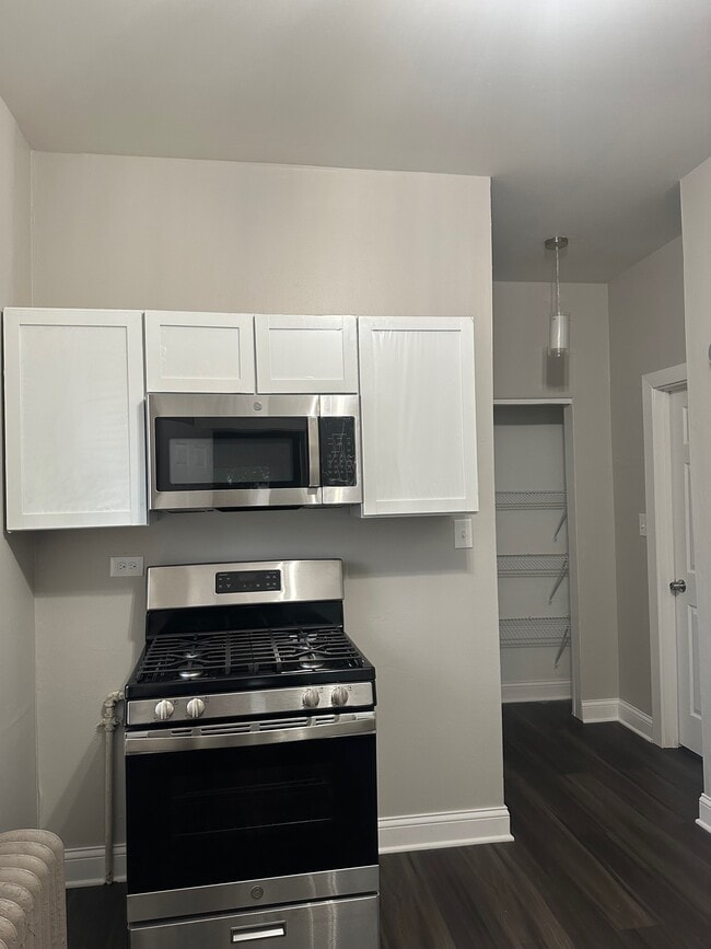 Building Photo - 116 N 21st Ave Unit 2F