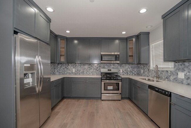 Photo - 7199 S La Cienega Blvd Unit 7201