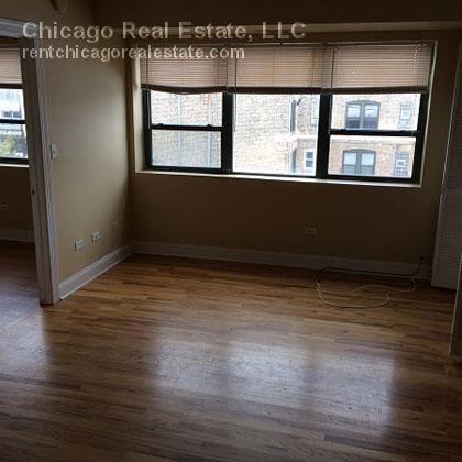 Photo - 7530 N Seeley Ave Unidad 206