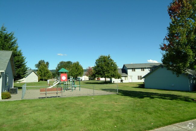Photo - Townhomes at Mountain View - Valley Avenue