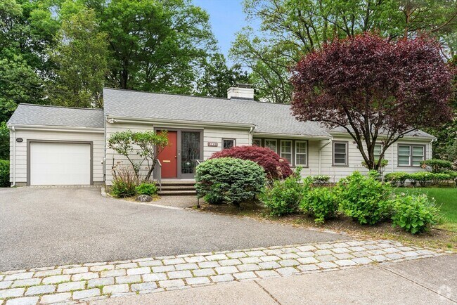 Building Photo - 140 Paulson Rd Rental