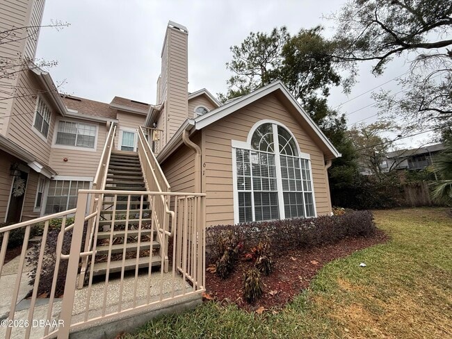 Building Photo - 615 Richland Ct Unit 61