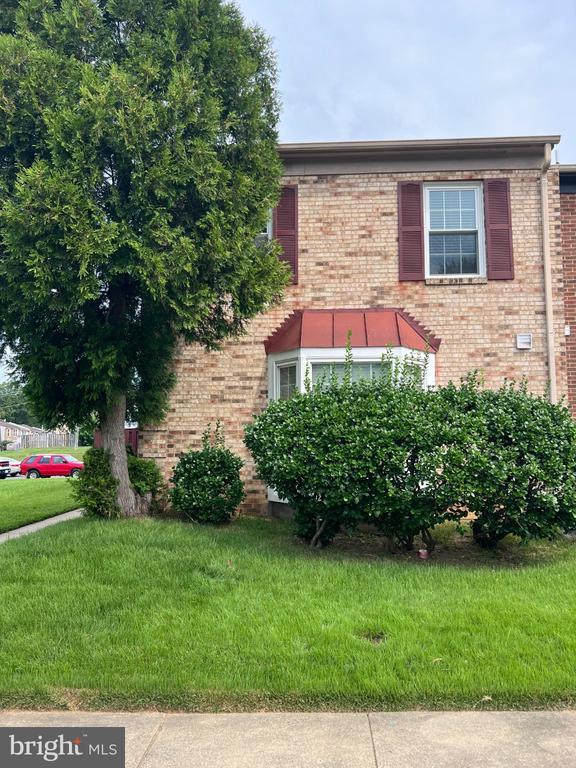 3422 Tendril Ct