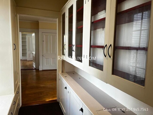 Photo - 92 Main Rd N