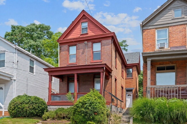 Building Photo - 2322 Chickasaw St