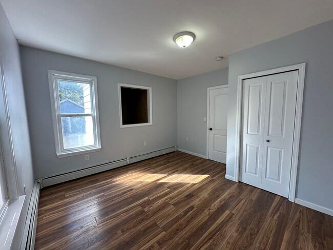 Photo - 135 Duer St Unit Apt 1