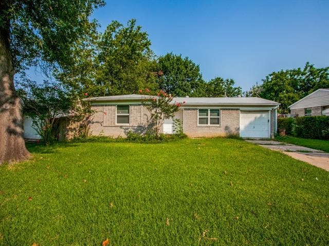 Building Photo - 3113 Caribbean Dr