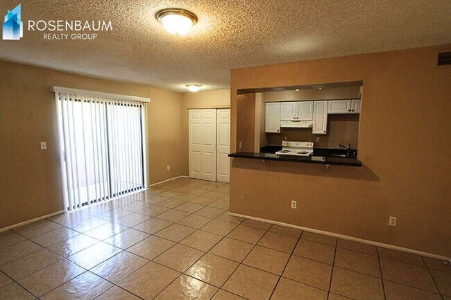 Photo - 410 E 9th Ave Unidad 11