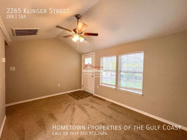 Photo - 2265 Klinger St