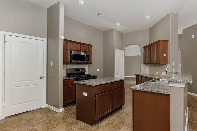 Photo - 9606 Arched Oak Dr