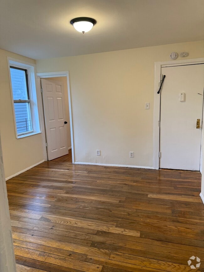 Building Photo - 35 Cliff St Rental