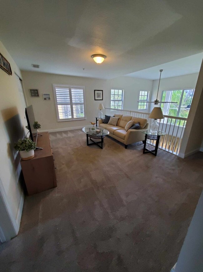 Loft/TV area - 4430 Botanical Place Cir Unit 101