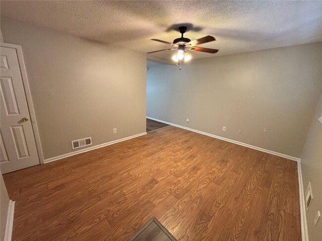 Photo - 8117 Attleboro Dr