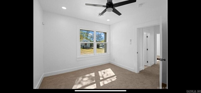 Photo - 2501 S Maple St