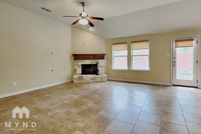 Photo - 18401 Rio Chama Ln