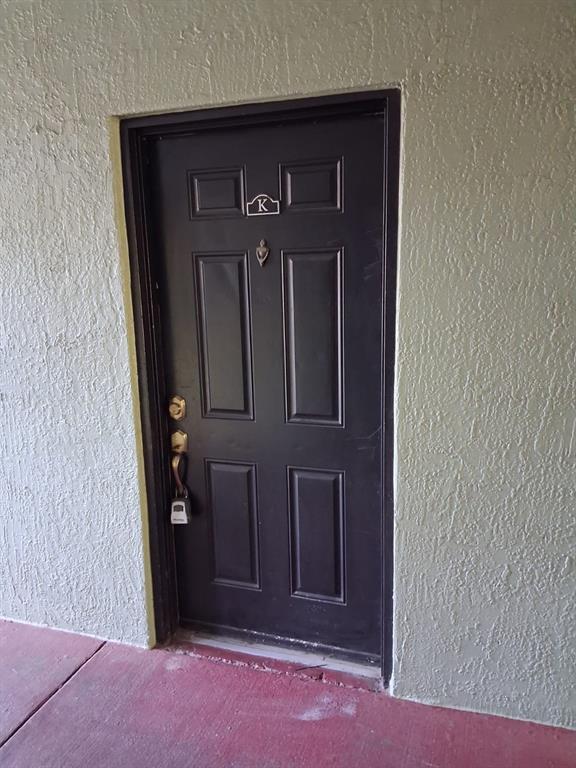 Building Photo - 2031 Dixie Belle Dr Unit 2031K Rental