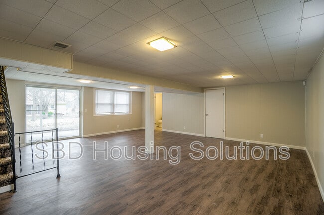 Photo - 807 N Piute Ave