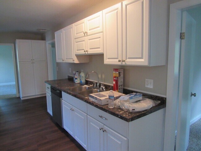 Photo - 19 Chapman St Unit 2nd Floor