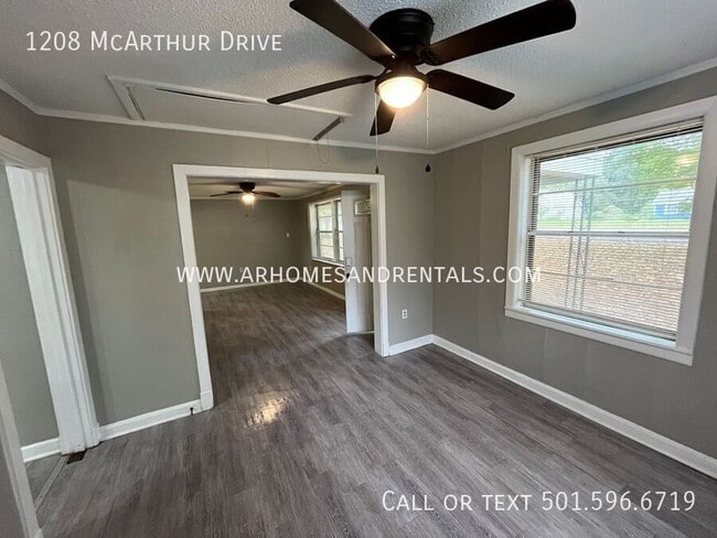 Photo - 1208 McArthur Dr