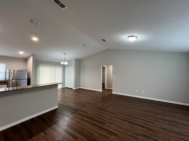 Photo - Available now! Beautiful 3 BD/2BA Home in Belleview!!