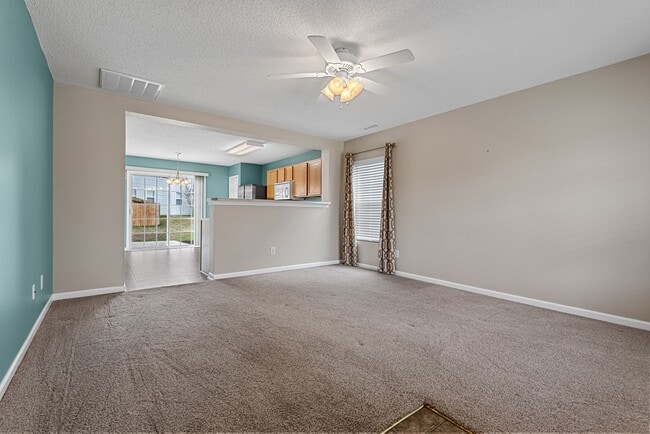 Photo - 135 Bellfare Dr