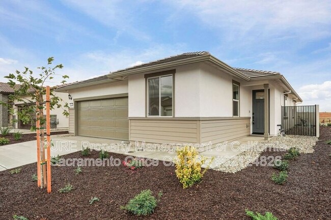 Photo - 104 Annotto St