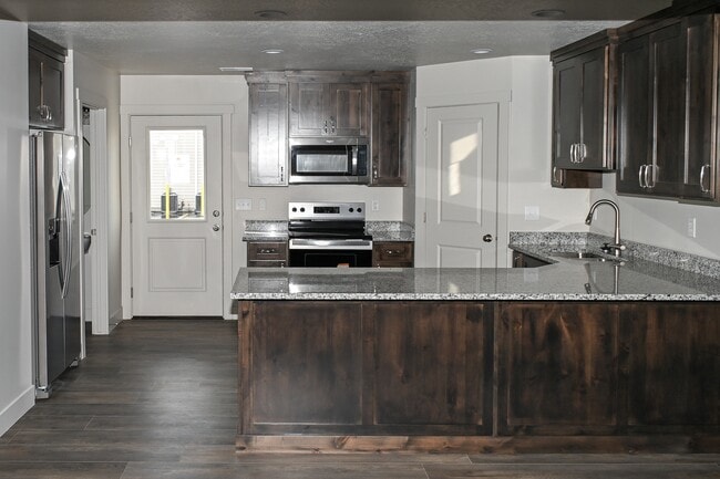 Photo - 2814 W 450 N