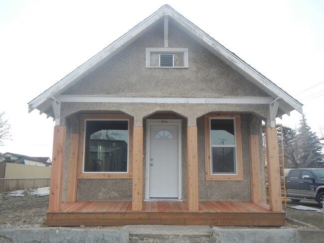 Building Photo - 104 N K St