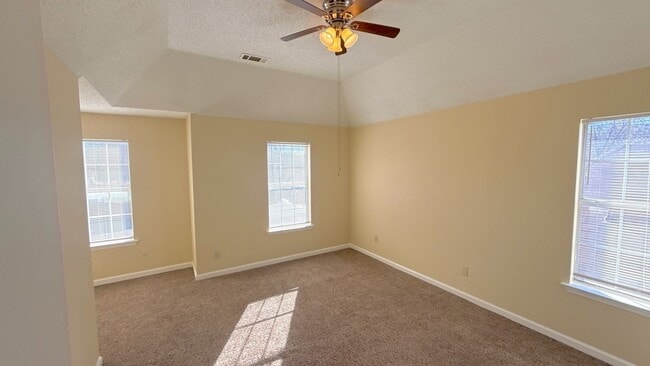 Photo - 4482 Longtree Ave