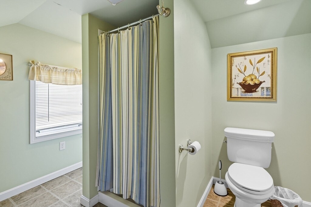 Photo - 40 Cottage Park Rd Unit 3