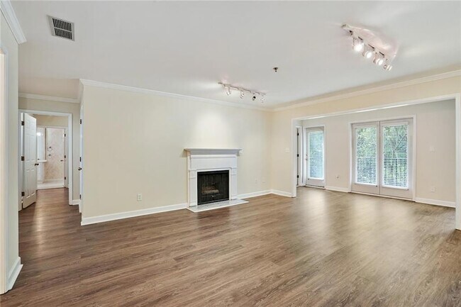 Photo - 3203 Lenox Rd NE Unit 6