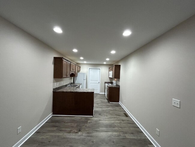 Photo - 146 Harp Ave Unit B