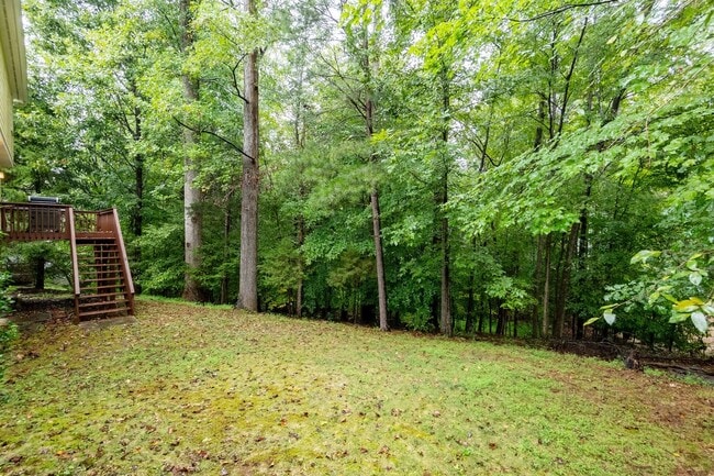 8 Woodcliff Cir