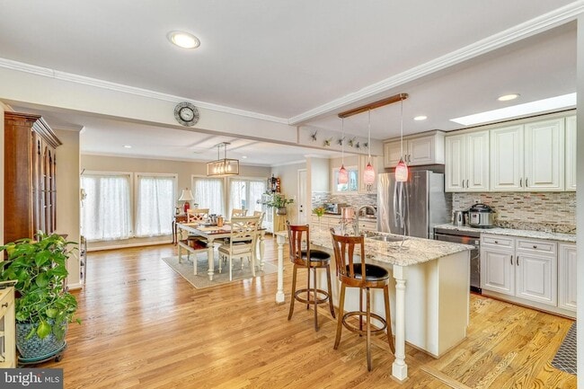 Photo - 205 Tapawingo Rd SW