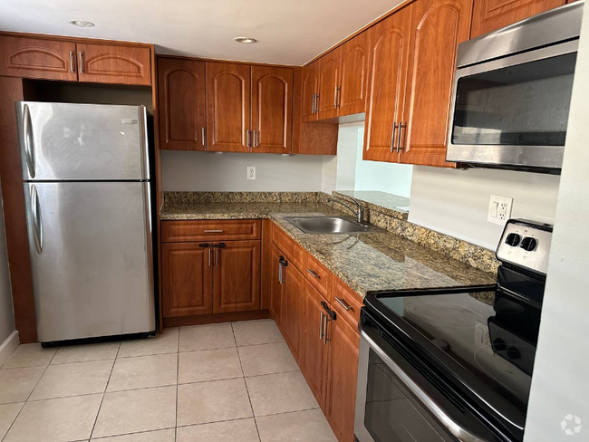 Building Photo - 8310 SW 133rd Ave Rental