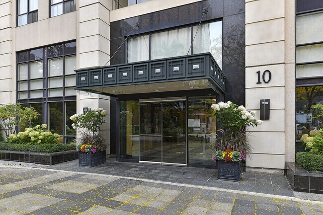 Photo - 10 Delisle Ave Unit 327