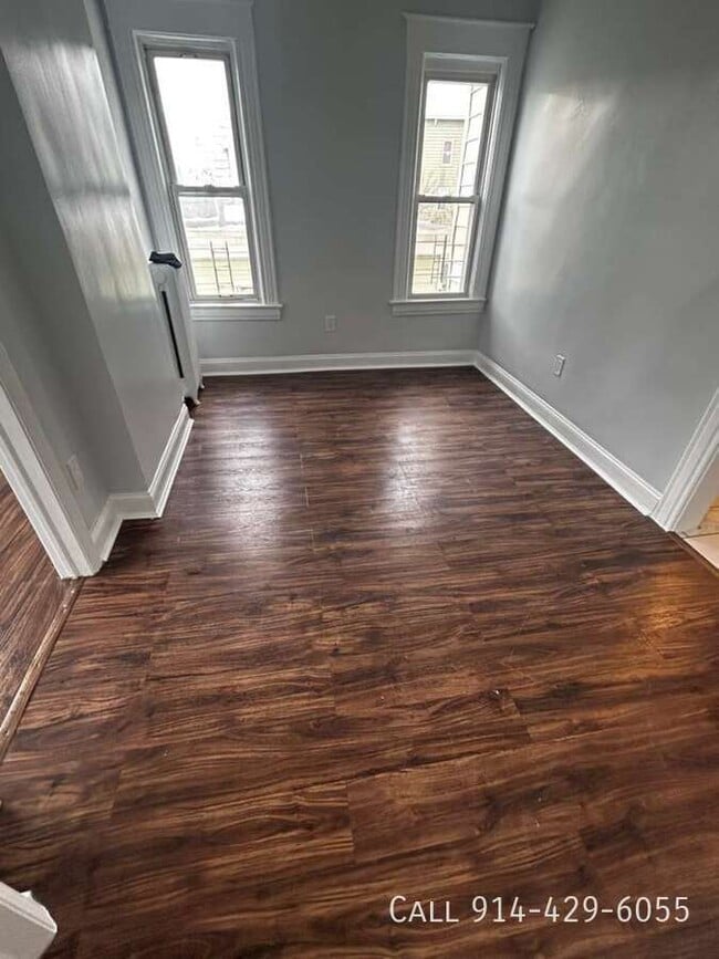 Photo - 33 William St