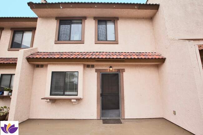 Photo - 4365 McLaughlin Ave Unidad 28