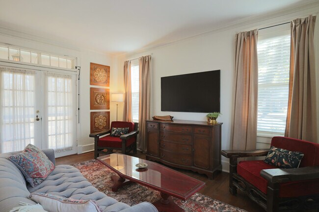 Harbert Court Apartments - Central Gardens
