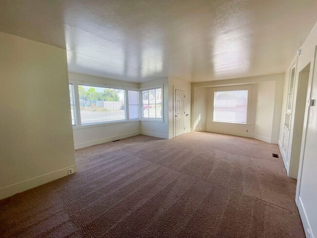 Photo - Pet-friendly Craftsman Home!