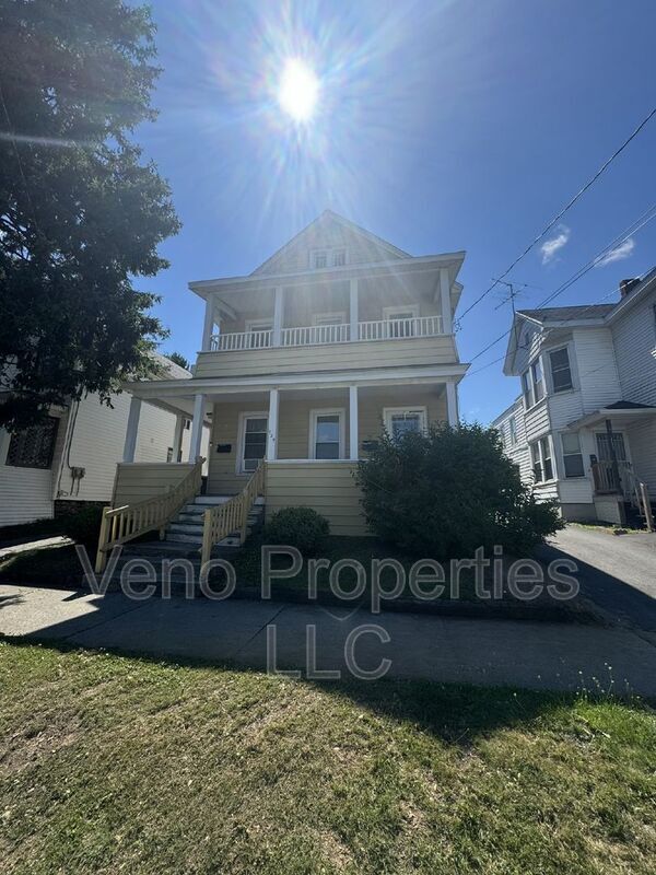 Building Photo - 129 N 3rd Ave Rental