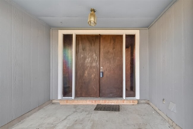 Photo - 10706 Sagebluff Dr