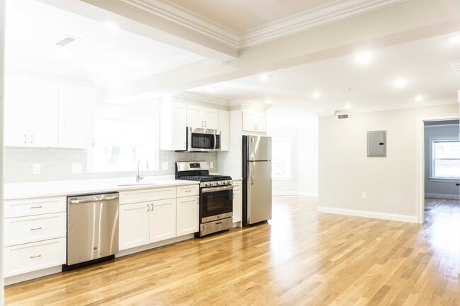 Photo - 62 Gordon St Apartments Unit 2