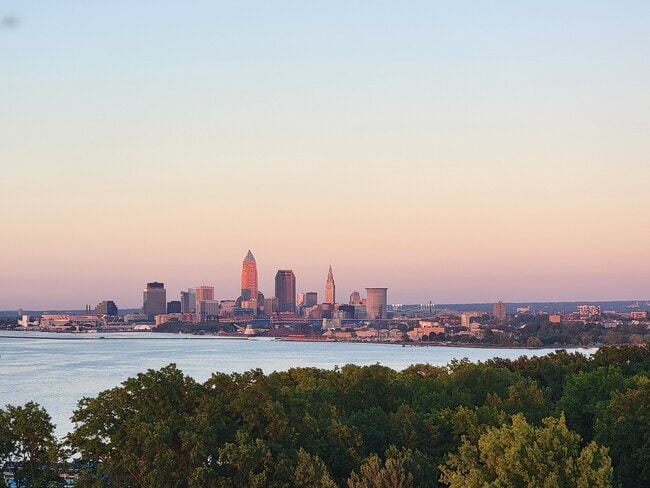 Rooftop View - 11720 Edgewater Dr Unit 311