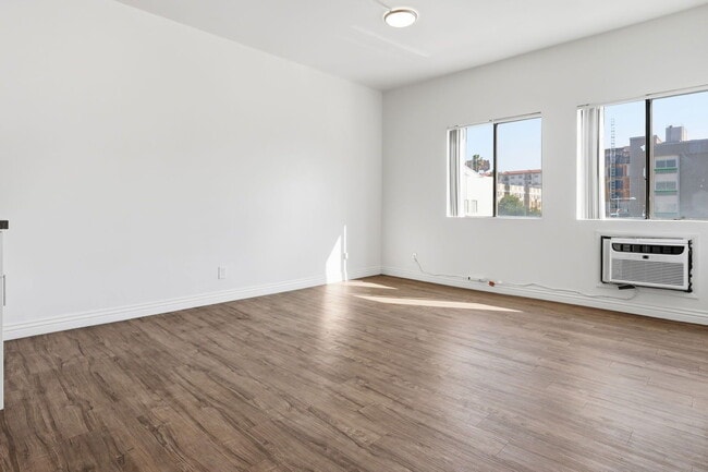 Photo - 600 S Alvarado St Unidad 415