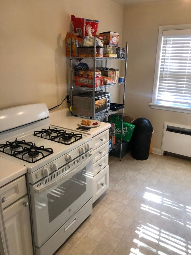 Photo - 512-524- E Henry Clay St Unit 512-2